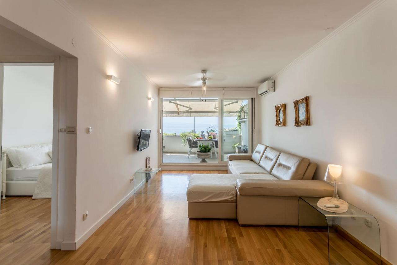 Velebis Superior Apartment - Luxurious One-Room Apartment With Jacuzzi - Prestigious Location By The Sea In The New City Center Of Znjan - Panoramic View Of The Sea And Islands - Free Garage Parking - Buralux Properties Split Ngoại thất bức ảnh