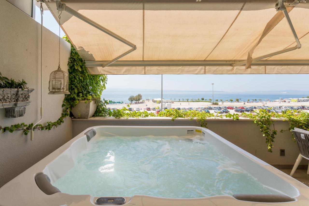 Velebis Superior Apartment - Luxurious One-Room Apartment With Jacuzzi - Prestigious Location By The Sea In The New City Center Of Znjan - Panoramic View Of The Sea And Islands - Free Garage Parking - Buralux Properties Split Ngoại thất bức ảnh